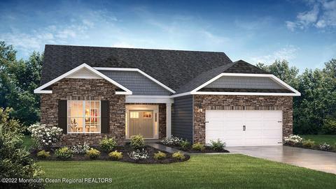 4 Beaver Cir, Barnegat, NJ 08005