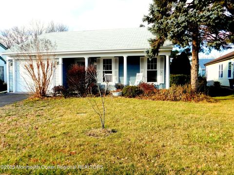 18 Harrogate Ln, Manchester, NJ 08759