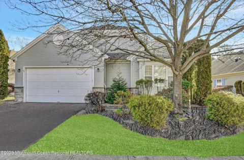 52 Drayton Rd, Manchester, NJ 08759