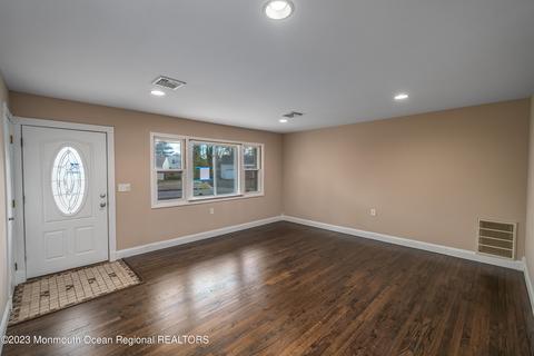 336 Enterprise Dr, Forked River, NJ 08731 photo 9