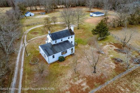 170 Maxim Rd, Howell, NJ 07731