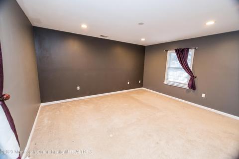 28 Cedar Ave, North Middletown, NJ 07748 photo 27