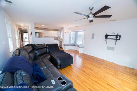 28 Cedar Ave, North Middletown, NJ 07748 photo 18