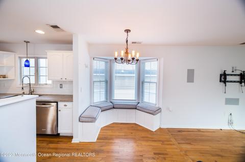 28 Cedar Ave, North Middletown, NJ 07748 photo 16