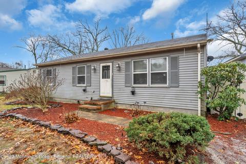 16 Spinnaker Way, Waretown, NJ 08758 photo 3