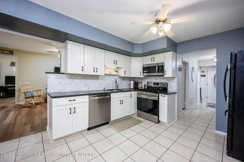 9 Quailtree Ln, Howell, NJ 07731 photo 8
