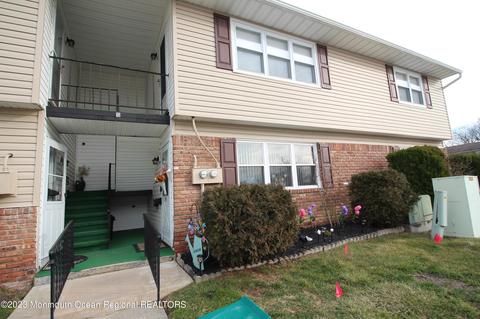 10 Maine Ct # d, Matawan, NJ 07747