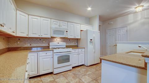 24 Wooten Ct, Jackson, NJ 08527 photo 10