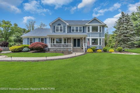 15 Old Scots Rd, Marlboro, NJ 07746