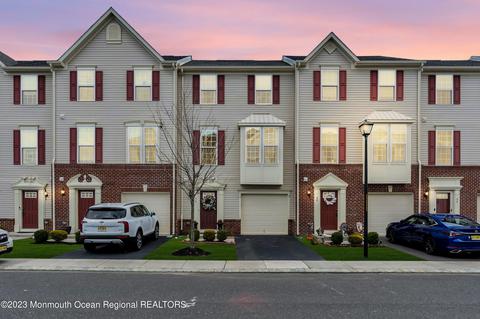 92 Kyle Dr, Tinton Falls, NJ 07712