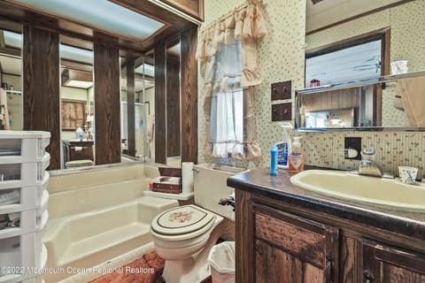 20 Rose Dr, Jackson, NJ 08527 photo 6