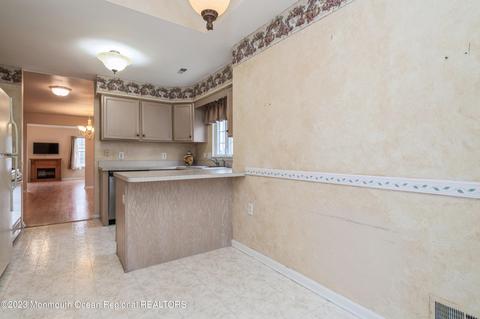 52 Dowing Ln, Jackson, NJ 08527 photo 8