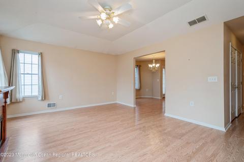 52 Dowing Ln, Jackson, NJ 08527 photo 3