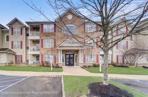 711 Amy Ct #1000, Lakewood, NJ 08701