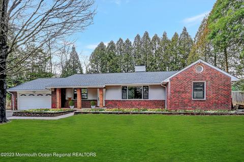 362 Pine Brook Rd, Manalapan, NJ 07726