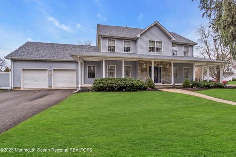 12 Mitchell Dr, Toms River, NJ 08755