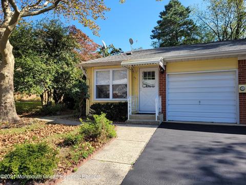 71 Yorktowne Pkwy #A, Whiting, NJ 08759