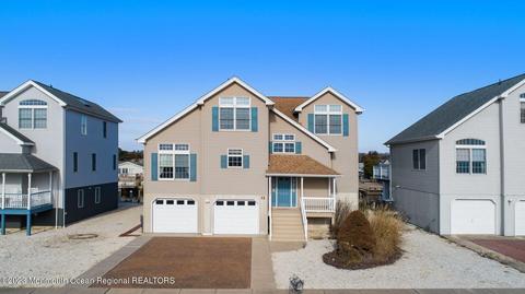 12 Sea Isle Dr, Little Egg Harbor, NJ 08087