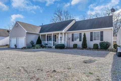 6 Tom Gray Ct, Forked River, NJ 08731