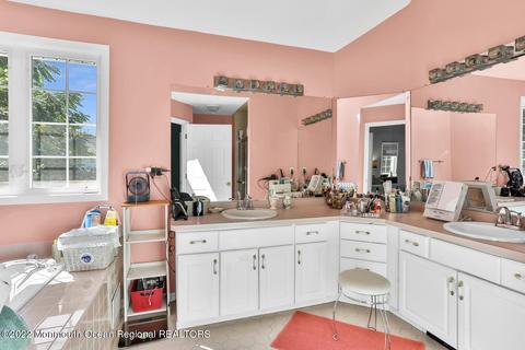 933 Birch Dr, Brielle, NJ 08730 photo 19