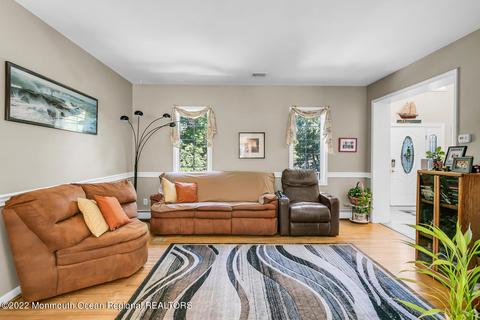 933 Birch Dr, Brielle, NJ 08730 photo 6