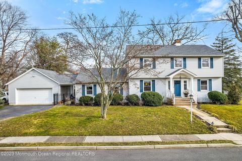 11 Staffa St, Interlaken, NJ 07712