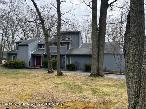 30 Allenwood Rd, Howell, NJ 07731