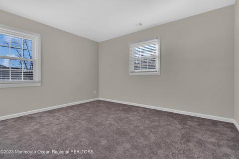 122 Cap Ln, Middlesex, NJ 08846 photo 13