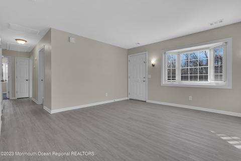 122 Cap Ln, Middlesex, NJ 08846 photo 22