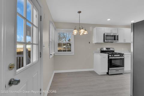 122 Cap Ln, Middlesex, NJ 08846 photo 21