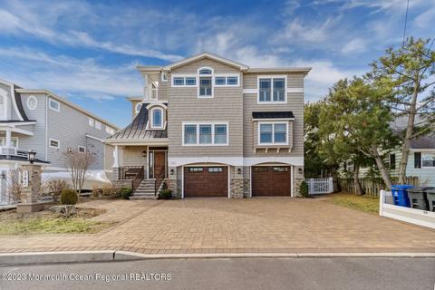 342 W 6th St, Ship Bottom, NJ 08008