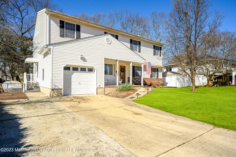 26 Green Hill Dr, Brick, NJ 08724