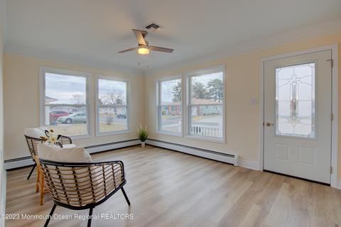 3 Castries St, Toms River, NJ 08757