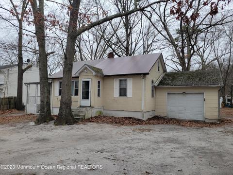 34 Ermack St, Howell, NJ 07731 photo 3