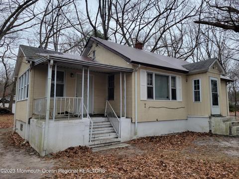 34 Ermack St, Howell, NJ 07731 photo 2