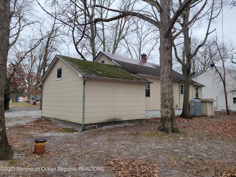 34 Ermack St, Howell, NJ 07731 photo 4