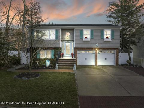 343 Shawnee Dr, Brick, NJ 08724