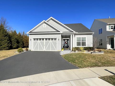 9 Citadel Cir, Monroe, NJ 08831
