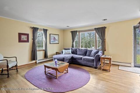 165 Walnut Dr, Brick, NJ 08724 photo 7