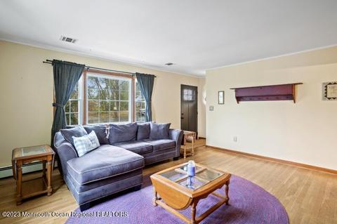 165 Walnut Dr, Brick, NJ 08724 photo 6