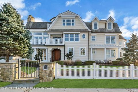8 Seaside Pl, Sea Girt, NJ 08750
