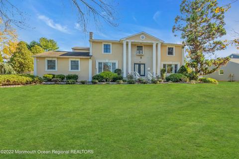 92 Old Post Rd, Freehold, NJ 07728