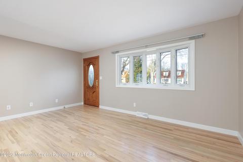25 Middlesex Rd, Matawan, NJ 07747 photo 6