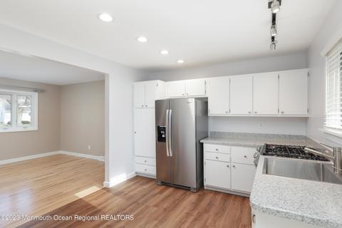 25 Middlesex Rd, Matawan, NJ 07747 photo 8