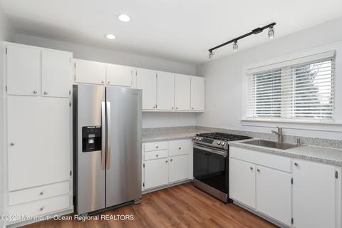 25 Middlesex Rd, Matawan, NJ 07747 photo 11