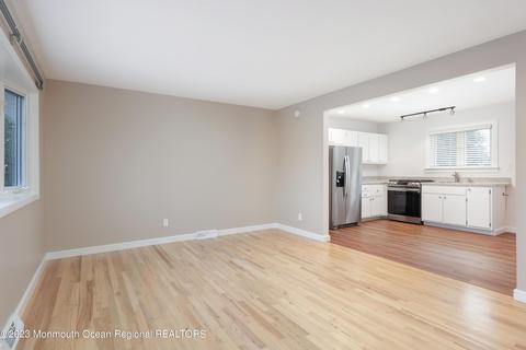 25 Middlesex Rd, Matawan, NJ 07747 photo 7