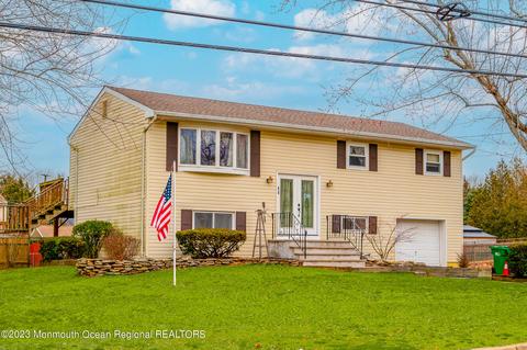 46 Georgian Blvd, Jackson, NJ 08527