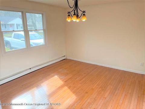 960 Midvale Ave, Brick, NJ 08723 photo 5