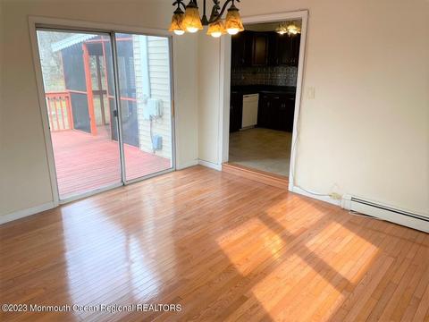 960 Midvale Ave, Brick, NJ 08723 photo 4