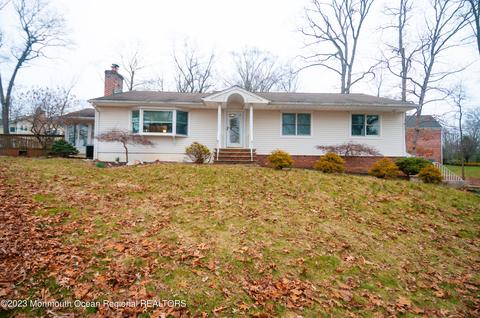 36 Acorn Pl, Colts Neck, NJ 07722